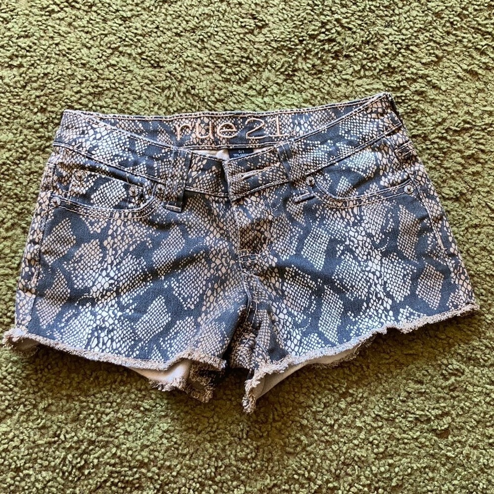 Rue 21 Snake Print Shorts